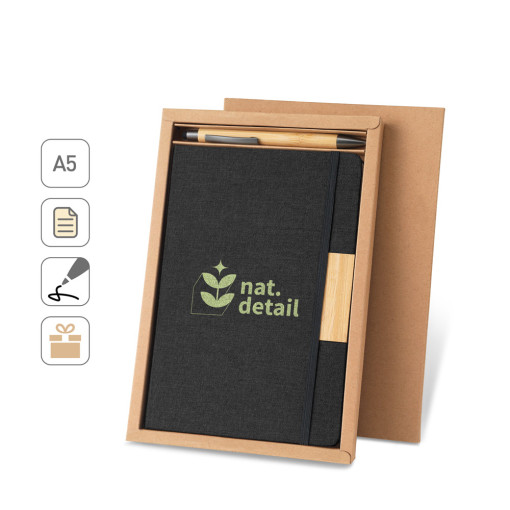 Conjunto composto por um caderno A5 de capa rígida e uma caneta esferográfica em bambu Personalizado