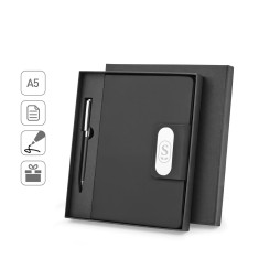 Conjunto composto por 1 caneta esferográfica e 1 caderno, em PU e aço inox Personalizado